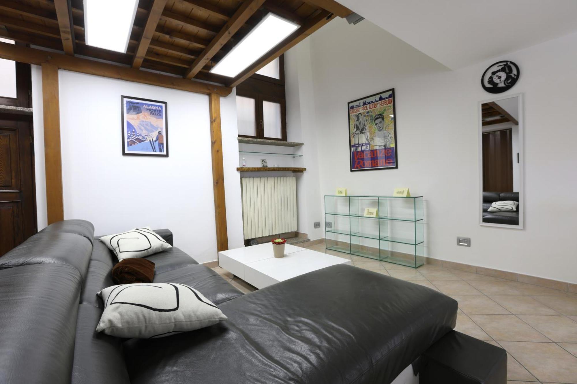 Loft Piazza Cavour Vercelli Luaran gambar