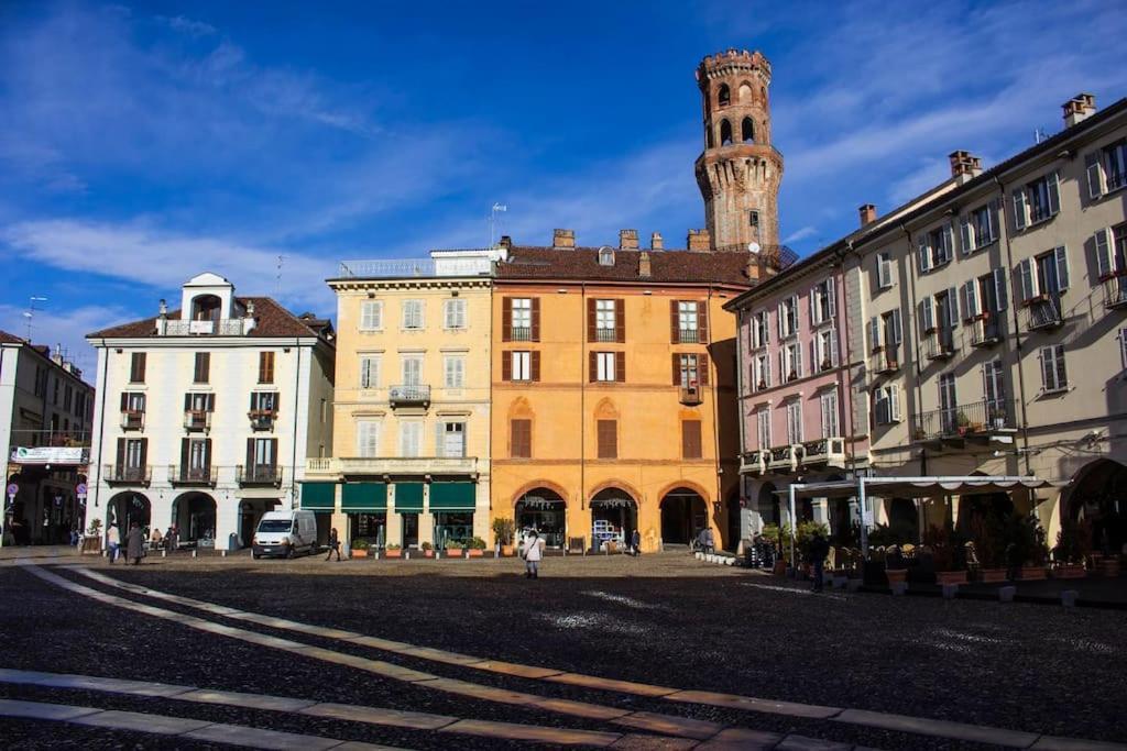 Loft Piazza Cavour Vercelli Luaran gambar
