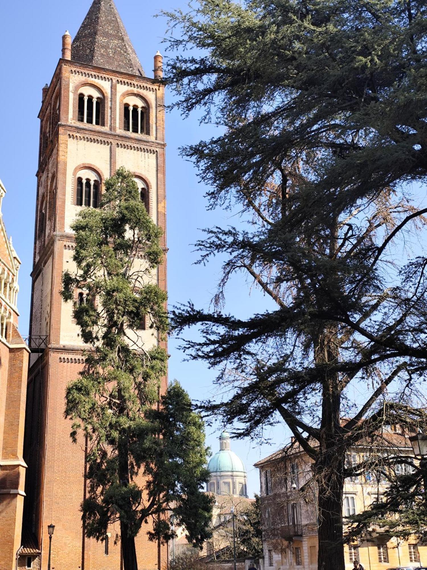 Loft Piazza Cavour Vercelli Luaran gambar